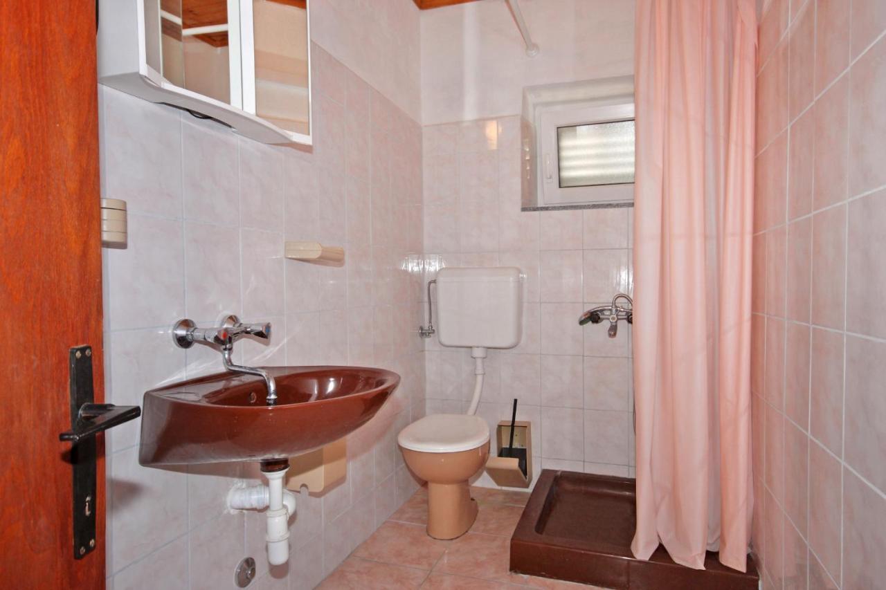 Apartments By The Sea Metajna, Pag - 6351 Екстериор снимка
